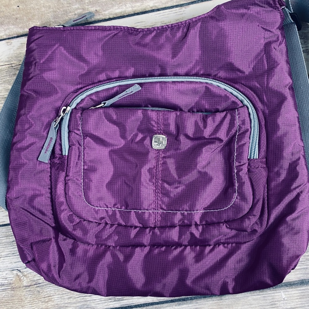 Swiss Gear Tablet Purse Purple